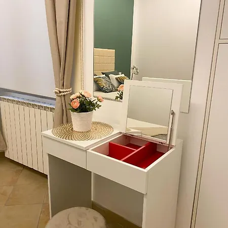 Gambacorti Apartment